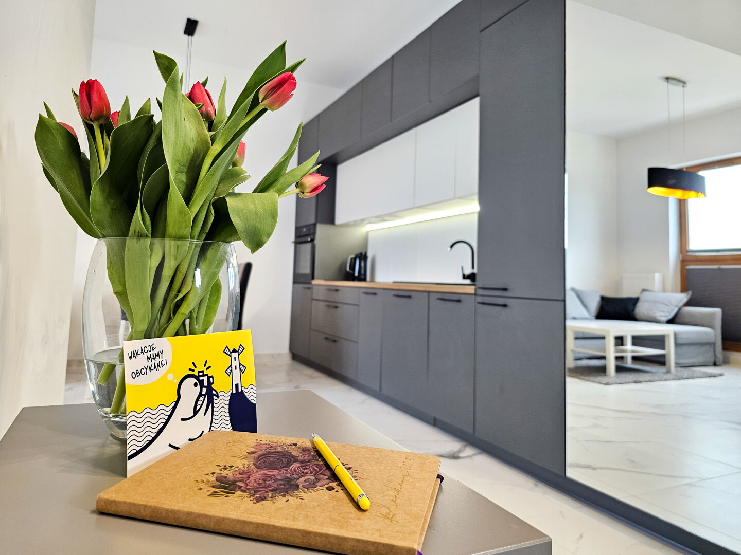 Platan Tower PT46-GREY